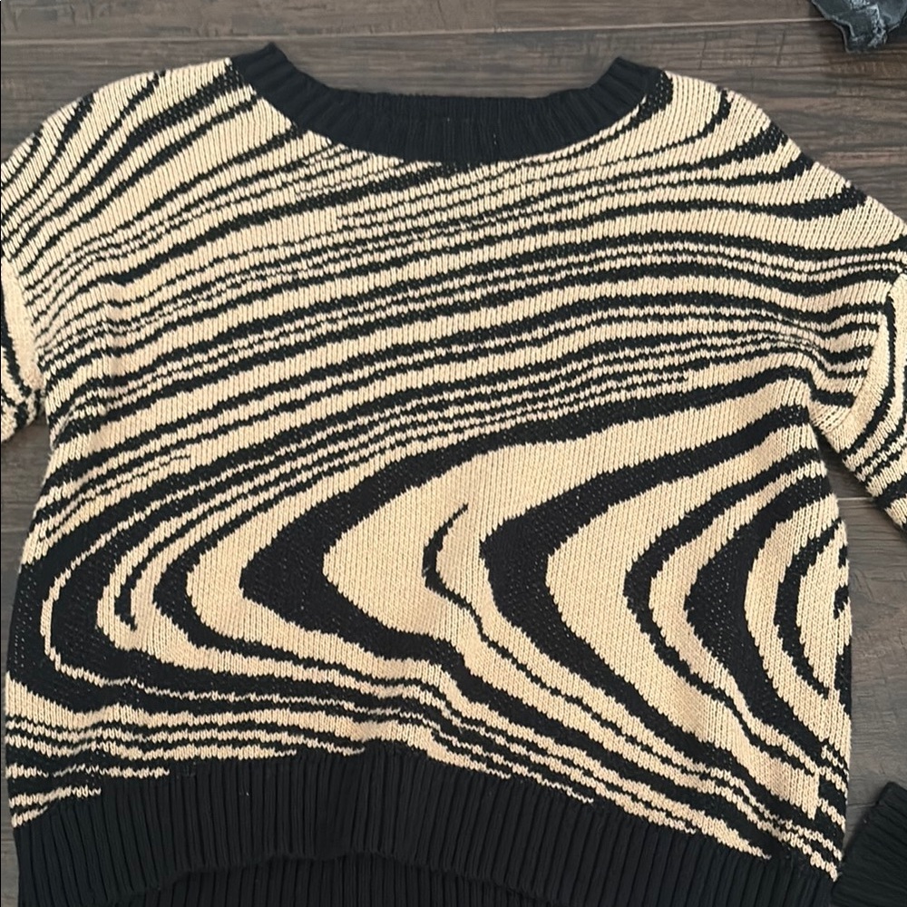 Treasure & Bond Black and Cream Crew Neck Sweater with Bold Zebra Pattern